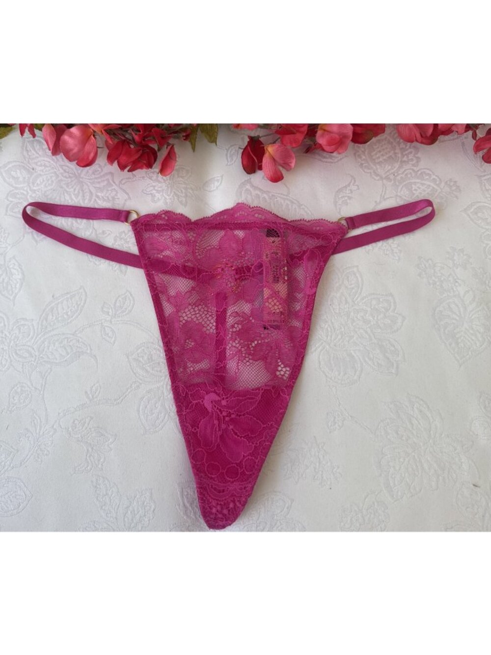 VICTORIA'S SECRET L PINK HEART CHARM BLING GOLD V STRING SEXY THONG PANTIES NWT